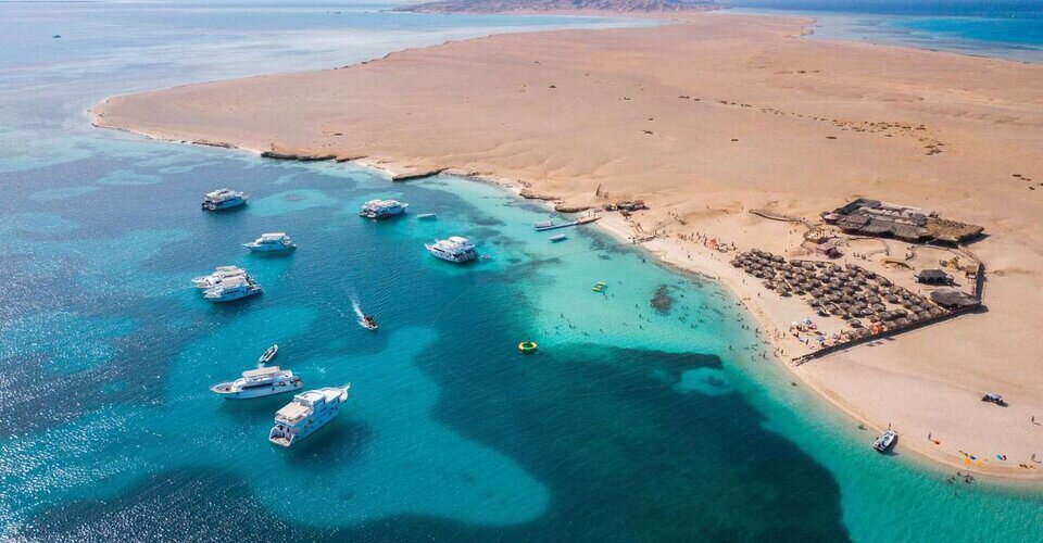 Snorkeling and sailing trip to Mahmya Island from Hurghada – Red Sea beach escape with boat cruise